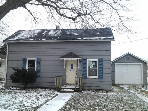 745 2nd St., West Brooklyn, IL 61378