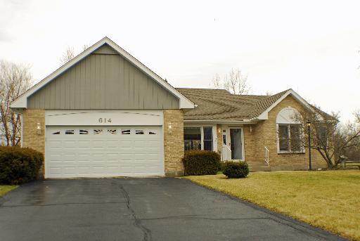 614 Lincoln Ave., Grayslake, IL 60030