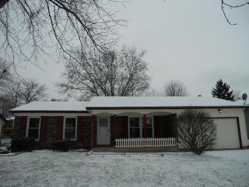 833 Pleasant St., Woodstock, IL 60098