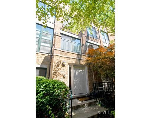 2501 N Wayne St. #17, Chicago, IL 60614
