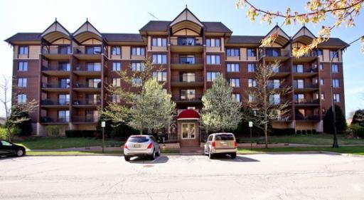 10 S Wille St. #409, Mount Prospect, IL 60056