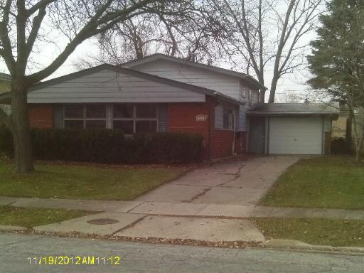 308 Douglas St., Park Forest, IL 60466