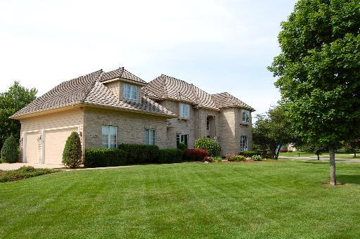 24520 Ganton Ct., Naperville, IL 60564