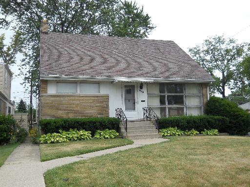 3945 W Fargo Ave., Skokie, IL 60076