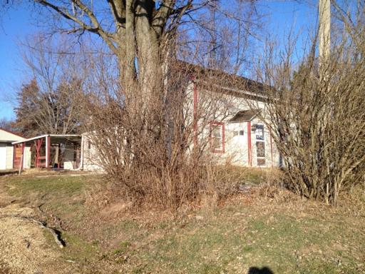 1212 N Rock City Rd., Ridott, IL 61067