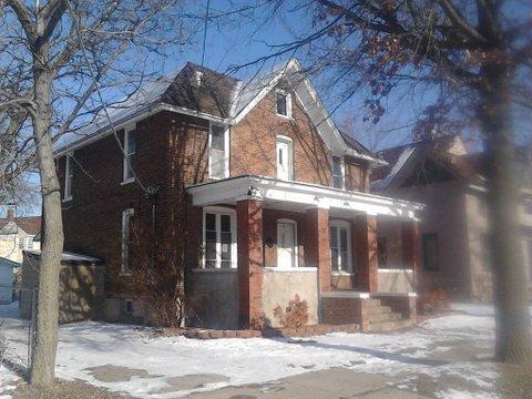1442 Woodruff Ave., Rockford, IL 61104