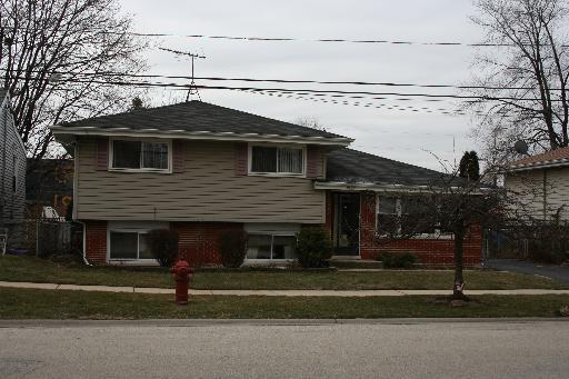 7007 Avon Ave., Oak Lawn, IL 60453