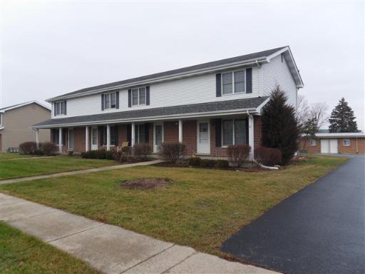113 Colonial Pkwy. #B, Yorkville, IL 60560