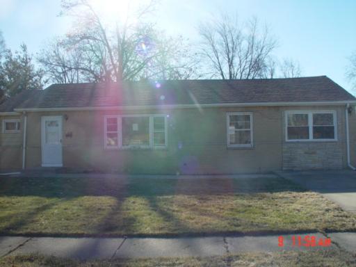 45 Chandler Ln., Hoffman Estates, IL 60169