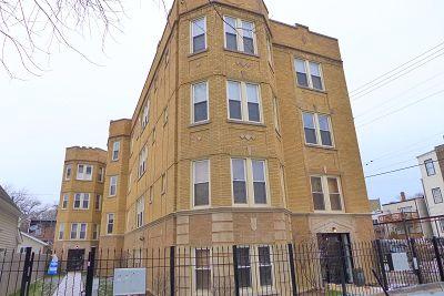 3222 W Beach Ave. #3C, Chicago, IL 60651