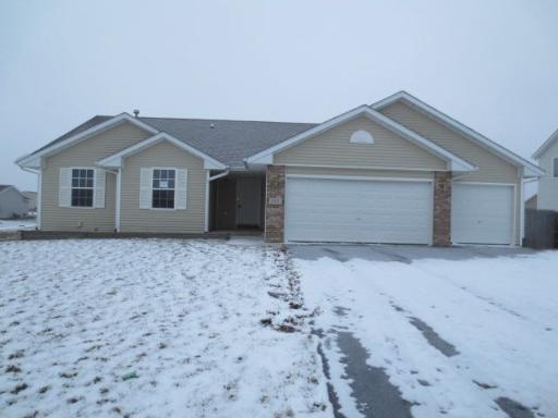 162 Prairie Moon Dr., Davis Junction, IL 61020