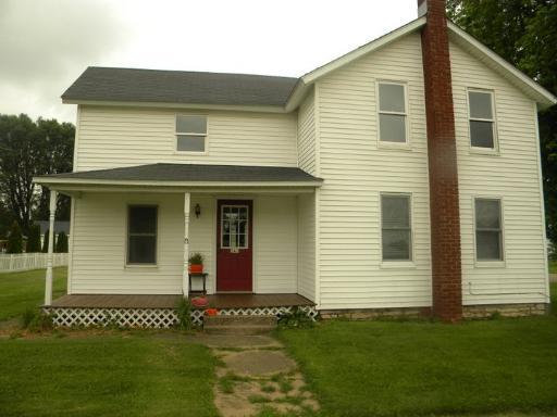 241 W Railroad St., Sheffield, IL 61361