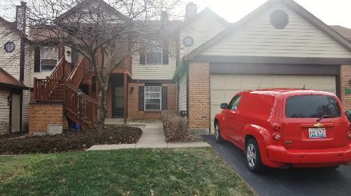361 Sandhurst Cir. #5, Glen Ellyn, IL 60137