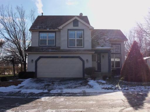 2285 Applewood Ln., Woodstock, IL 60098