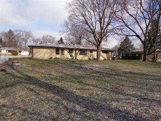 478 1st St., Antioch, IL 60002