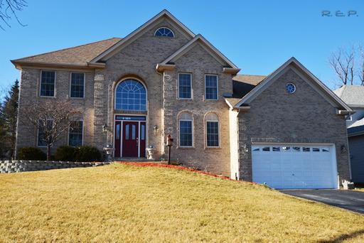 1n172 N Main St., Glen Ellyn, IL 60137