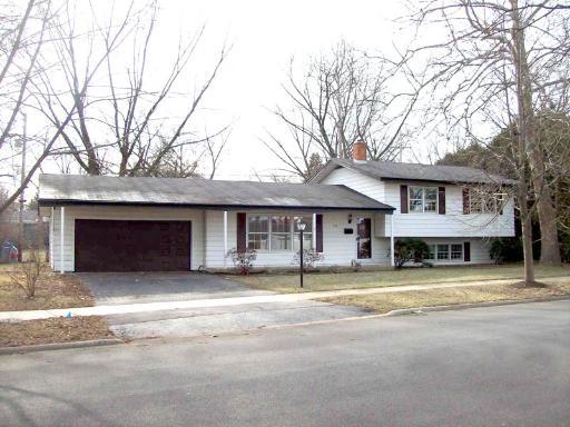 112 Triton Ln., Naperville, IL 60540