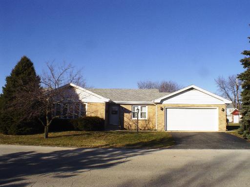 801 Sobieski St., Lemont, IL 60439