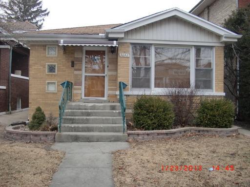 5642 W Eastwood Ave., Chicago, IL 60630