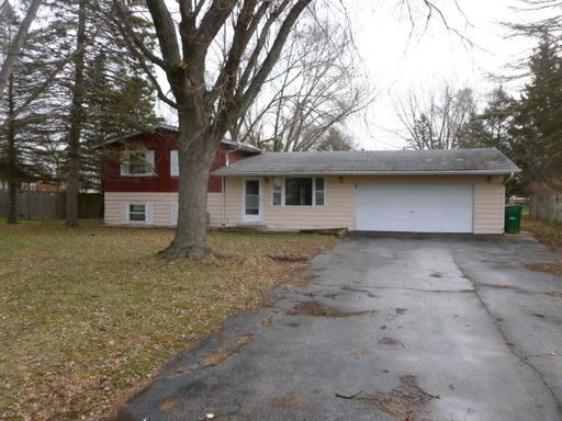 37389 Shirley Dr., Gurnee, IL 60031