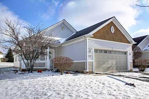 12902 Applewood Dr., Huntley, IL 60142