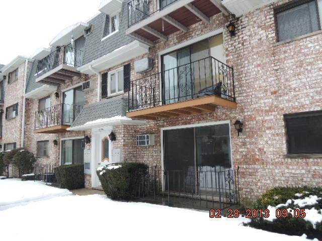 5355 N Delphia Ave. #155, Chicago, IL 60656