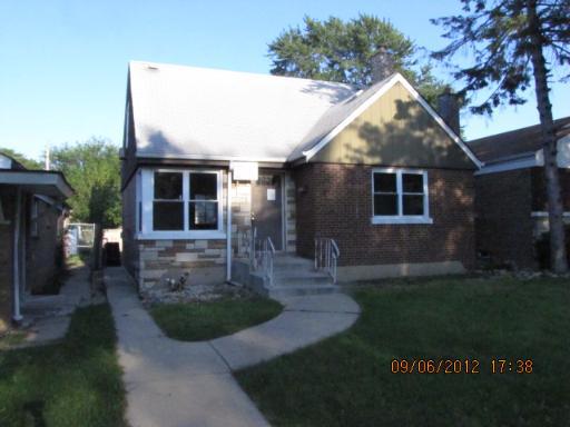 8005 S St. Louis Ave., Chicago, IL 60652