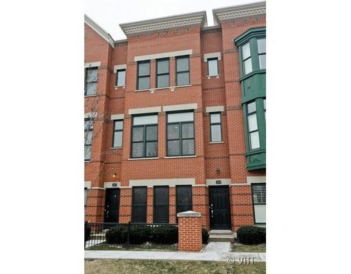 319 W Wood St. #18, Palatine, IL 60067