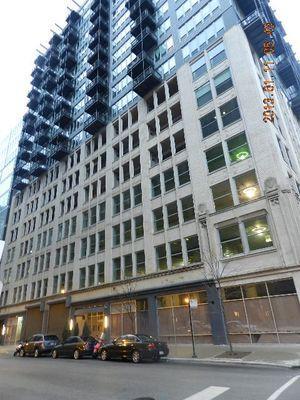 565 W Quincy St. #1015, Chicago, IL 60661