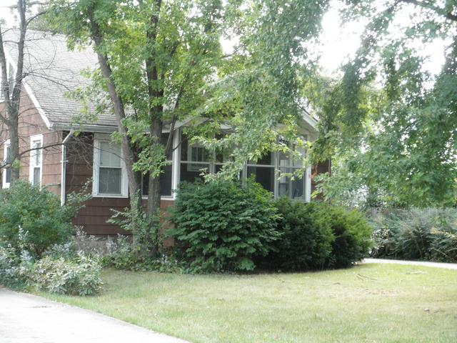 739 Flossmoor Ave., Waukegan, IL 60085
