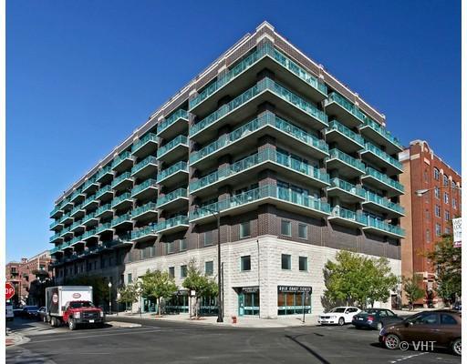 910 W Madison St. #402, Chicago, IL 60607