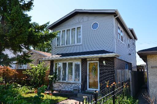 7025 W 71st St., Nottingham Park, IL 60638