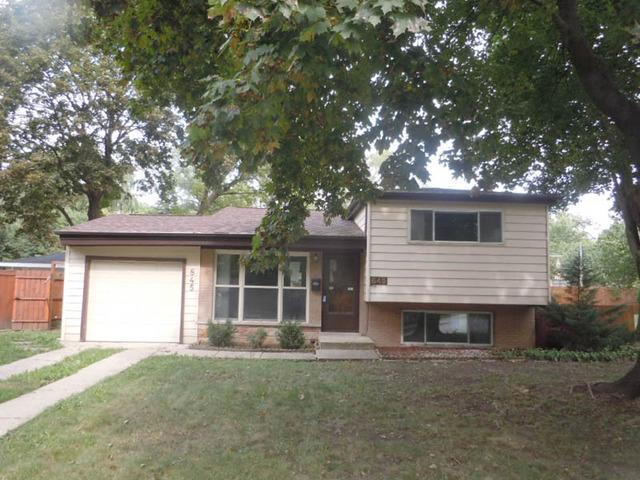 845 Fair Ln., Northbrook, IL 60062