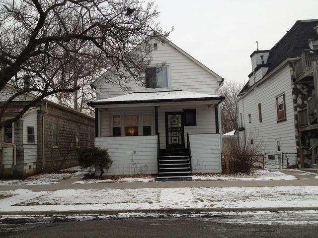 9238 S Dobson Ave., Chicago, IL 60619