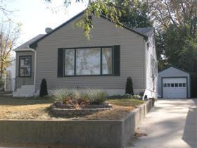 2215 8th Ave., Rockford, IL 61104