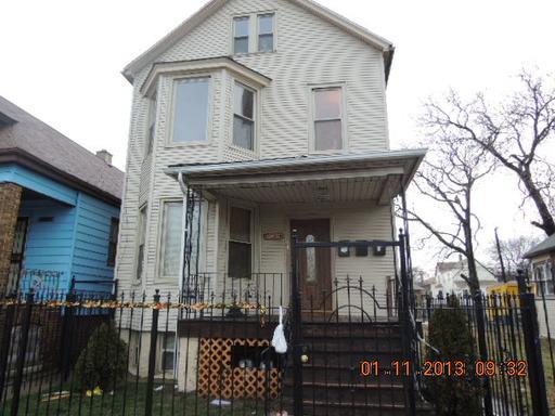 8018 S Brandon Ave., Chicago, IL 60617