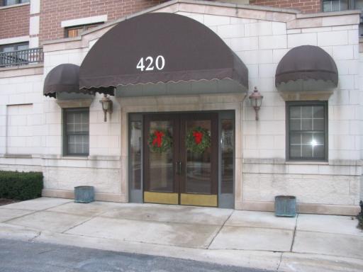 420 W Burlington Ave. #503, La Grange, IL 60525