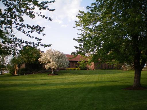 24170 W Old Oak Dr., Mundelein, IL 60060