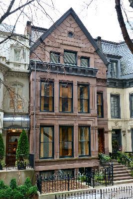 105 E Bellevue St., Chicago, IL 60611