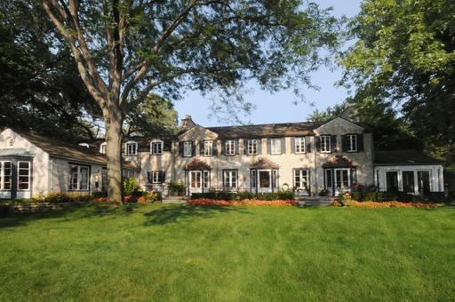 2000 Knollwood Rd., Lake Forest, IL 60045