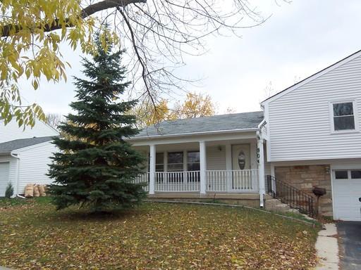 904 Parker Dr., Schaumburg, IL 60194