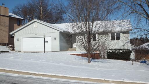 3820 Harwood Ln., Rockford, IL 61114