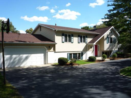 36795 N Wildwood Dr., Lake Villa, IL 60046