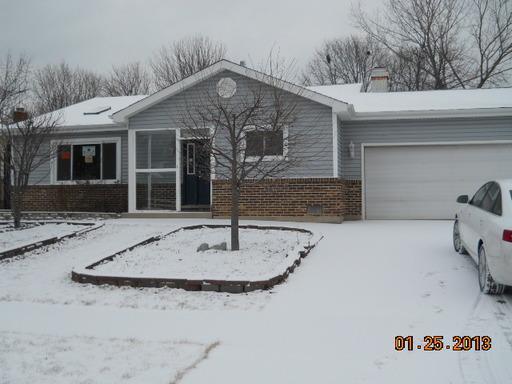 1950 Trail Ridge St., Arlington Heights, IL 60004