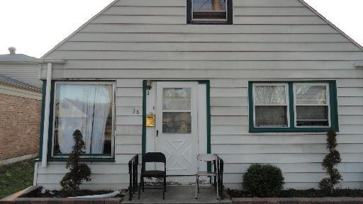 38 Geneva Ave., Bellwood, IL 60104