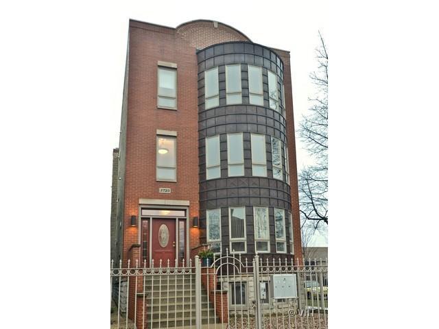 3725 W Wrightwood Ave. #3, Chicago, IL 60647