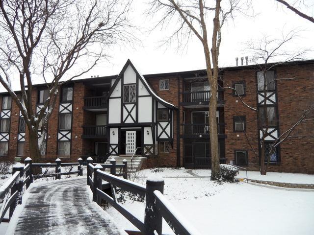13622 S Royal Ct. #820, Crestwood, IL 60445