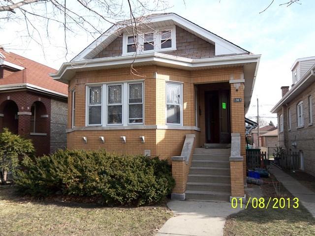 1907 S Wenonah Ave., Berwyn, IL 60402
