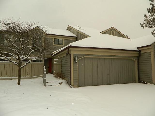 329 N North Bay Ct., Lake Barrington, IL 60010