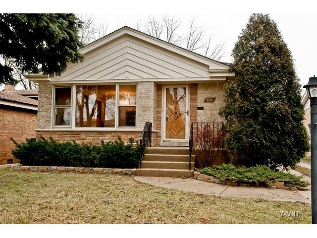 604 Lavergne Ave., Wilmette, IL 60091